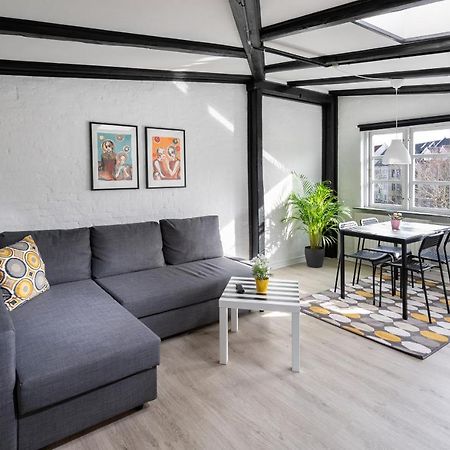 Aday - Apartment Suite 4 Aalborg Center ภายนอก รูปภาพ