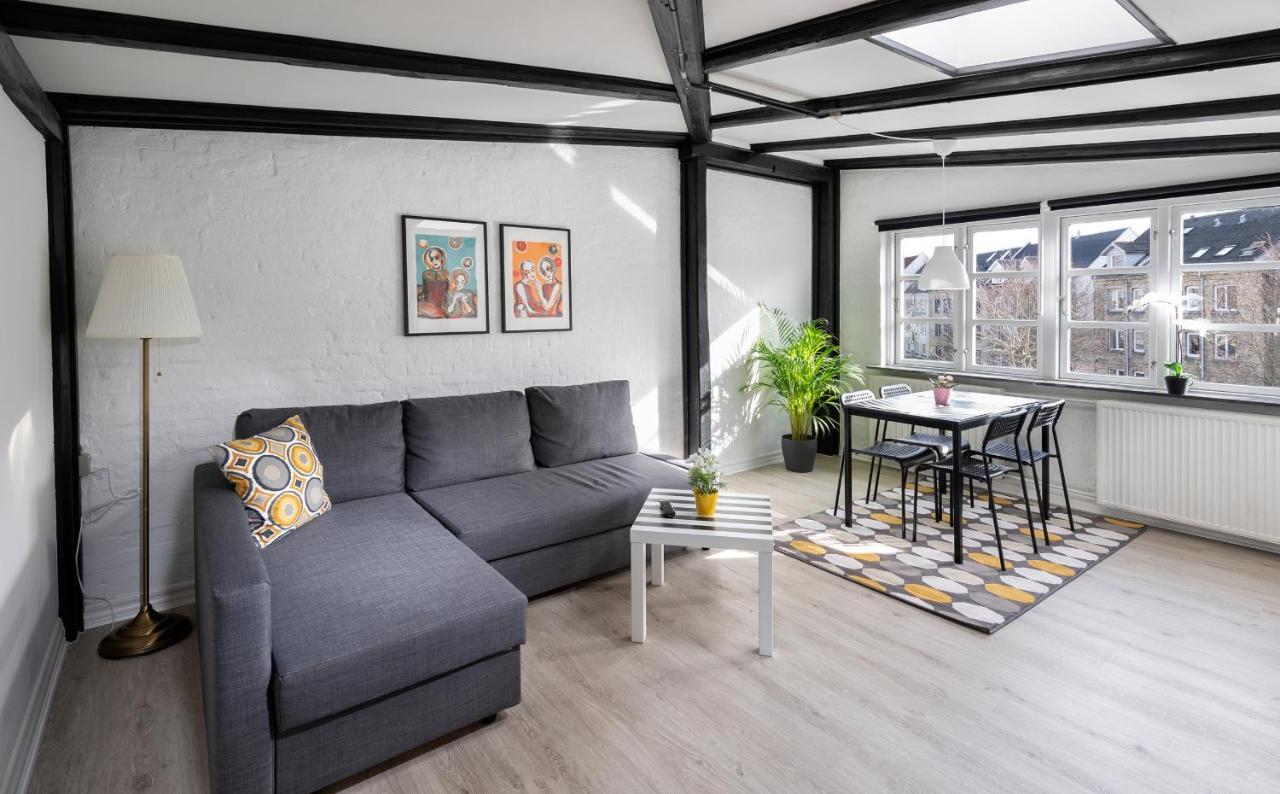 Aday - Apartment Suite 4 Aalborg Center ภายนอก รูปภาพ